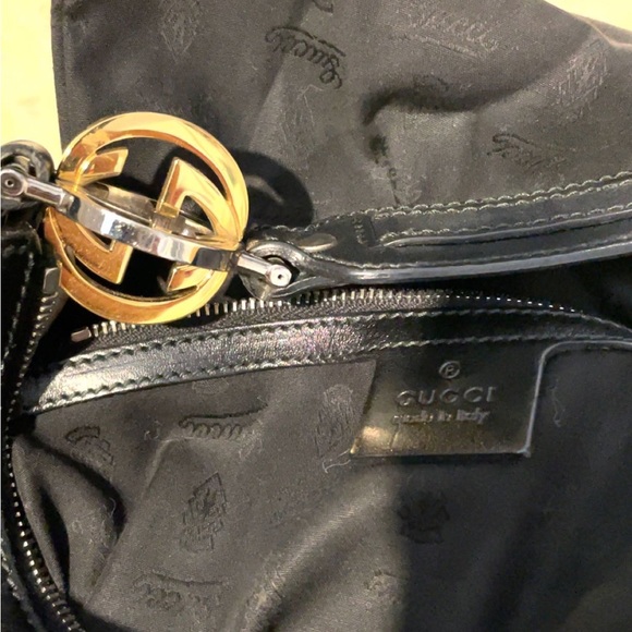 Gucci - Picture 2 of 3
